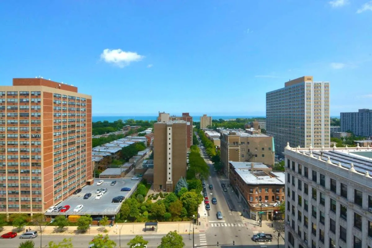 Image 6 of Uptown Gem