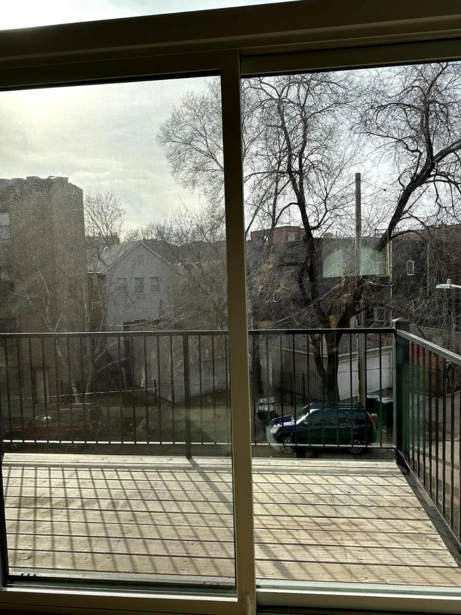 Image 6 of VOGUE Bucktown Suite