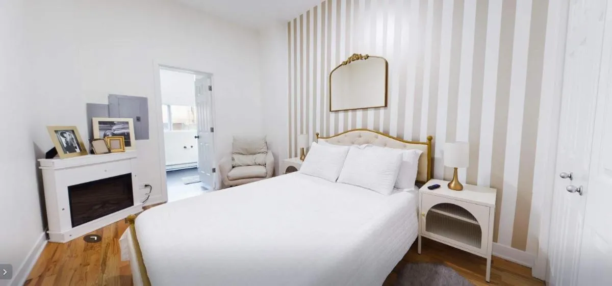 Image of VOGUE Bucktown Suite