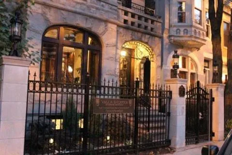 Image 1 of Villa D’ Citta