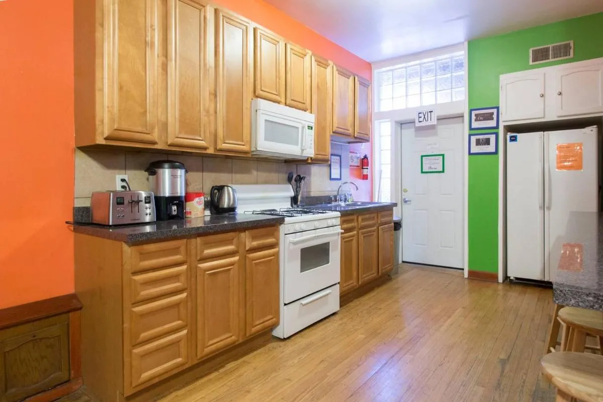 Image 5 of Wrigley Hostel – Chicago