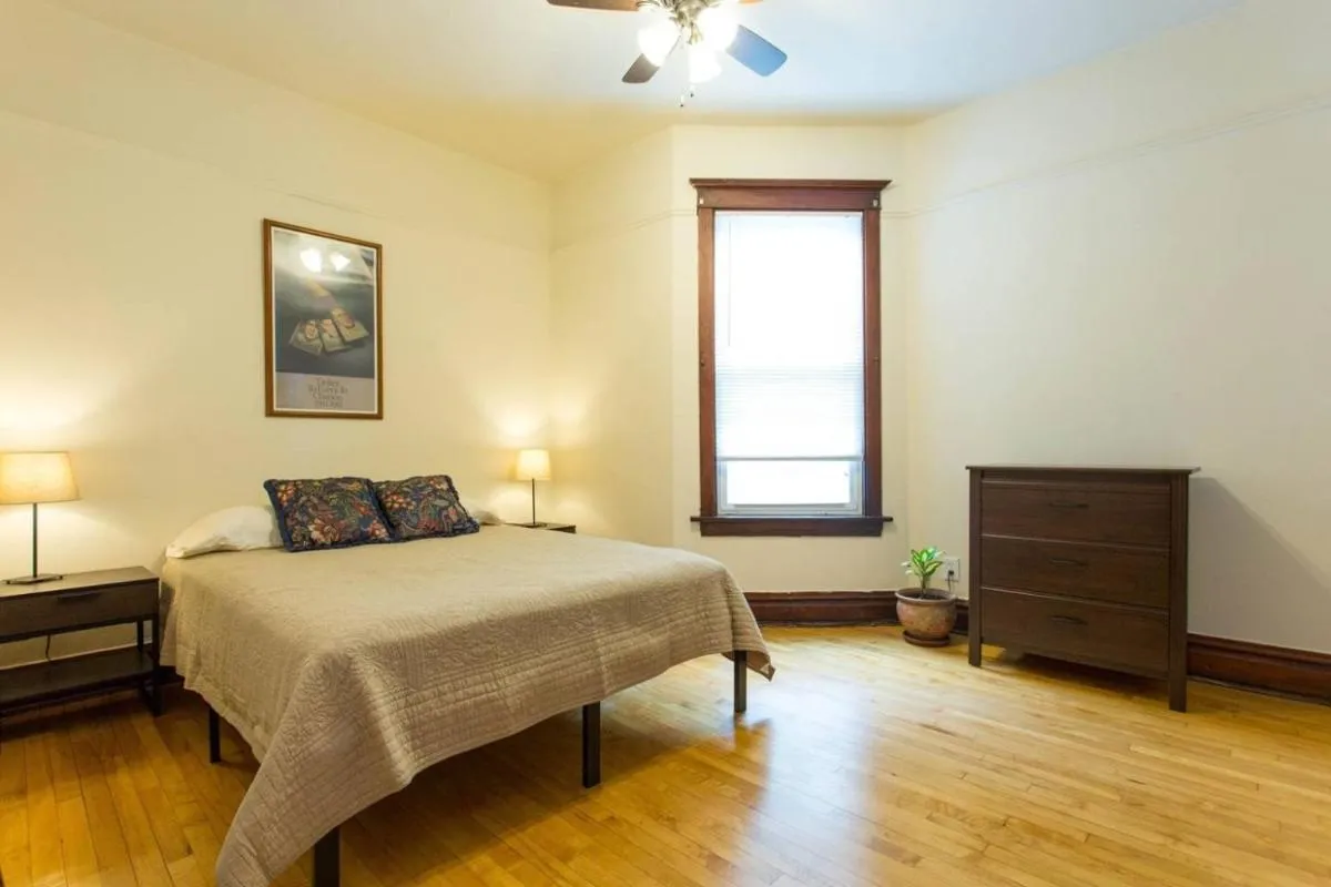 Image 6 of Wrigley Oasis! Steps from the Field! – 3BD 1BA