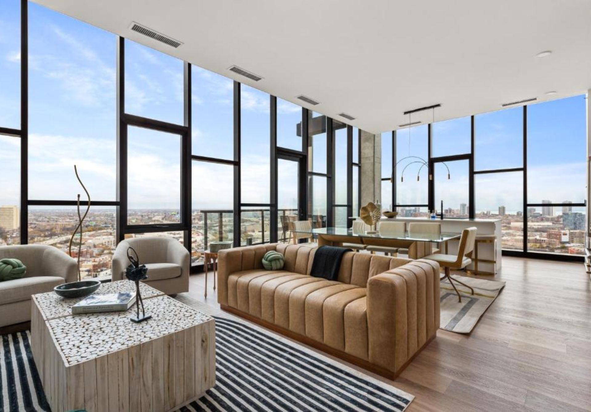 Presidential Penthouses w the best View- Cloud9 – 730